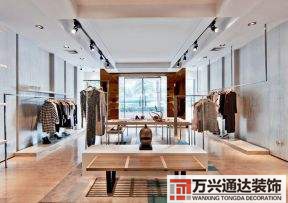 小型服装店装修效果图小型服装店装修效果图精致